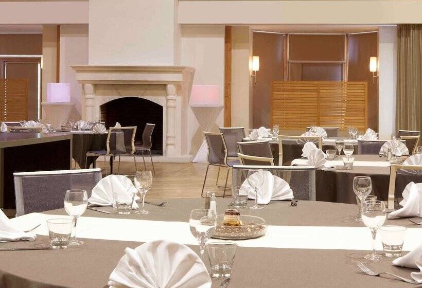 Novotel Fontainebleau Ury