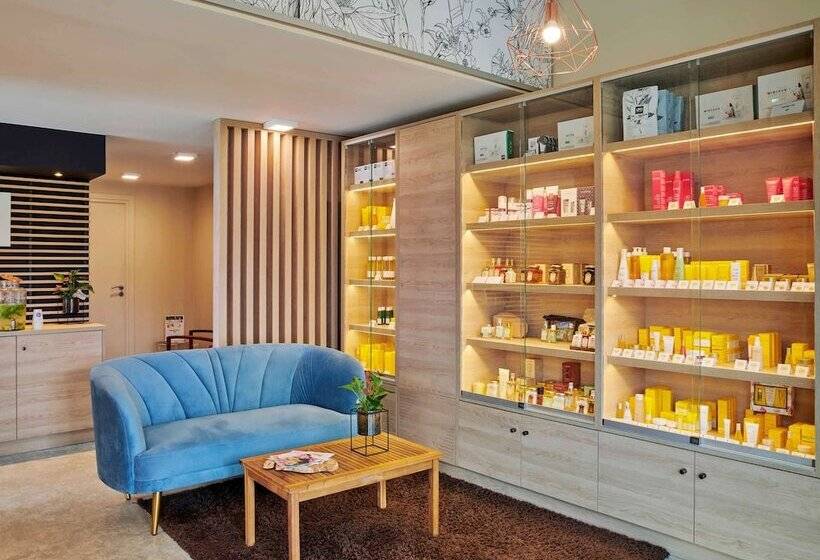 Novotel Fontainebleau Ury