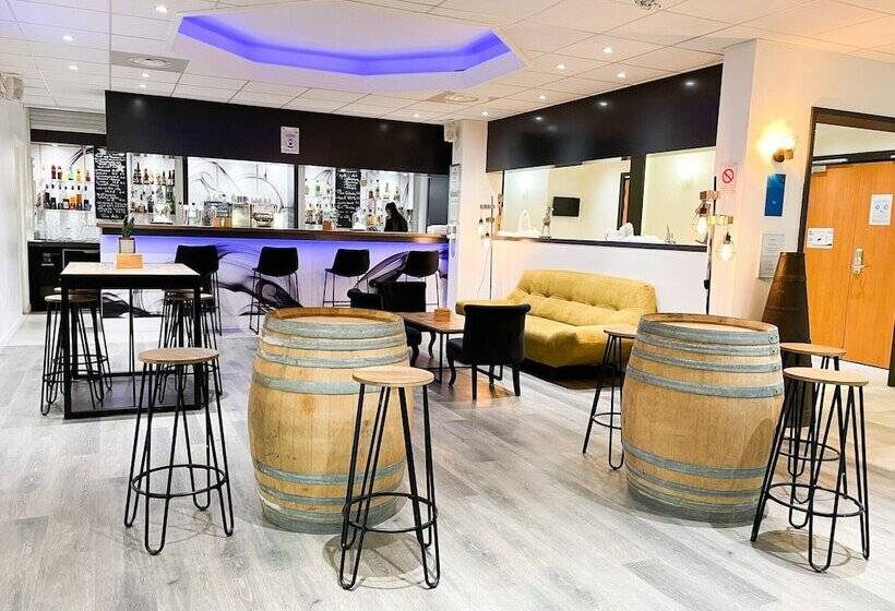 Novotel Fontainebleau Ury