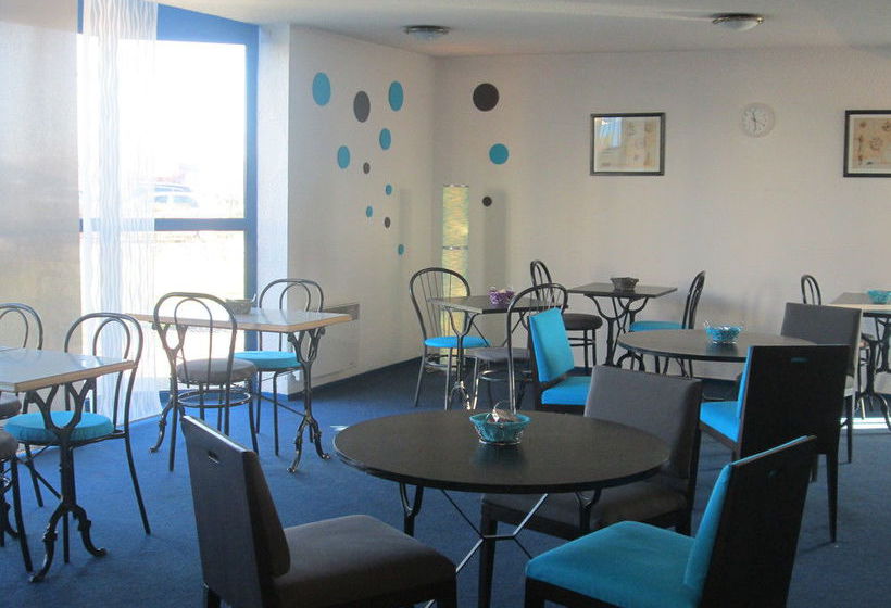 Отель Stars Dijon Sud