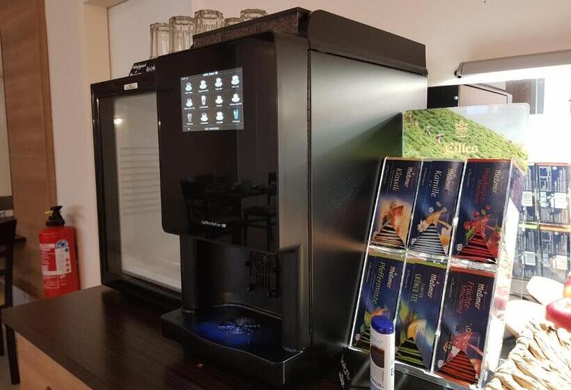 Exo Square Heidelberg/schwetzingen By Superfly Hotels