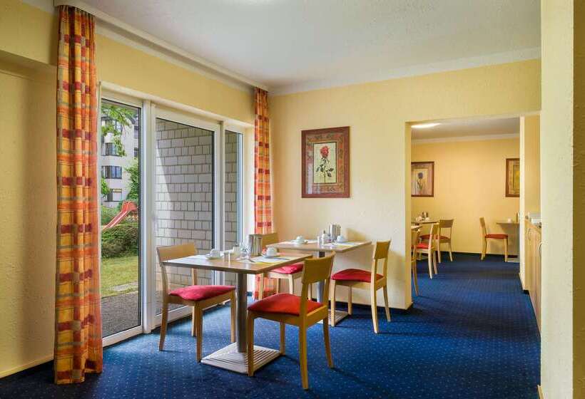 בית מלון כפרי Acora Bonn Living The City