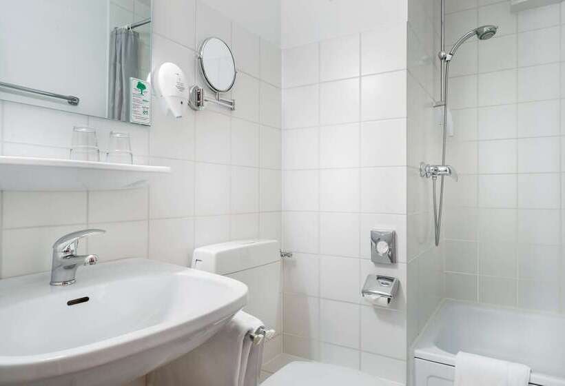 בית מלון כפרי Acora Bonn Living The City