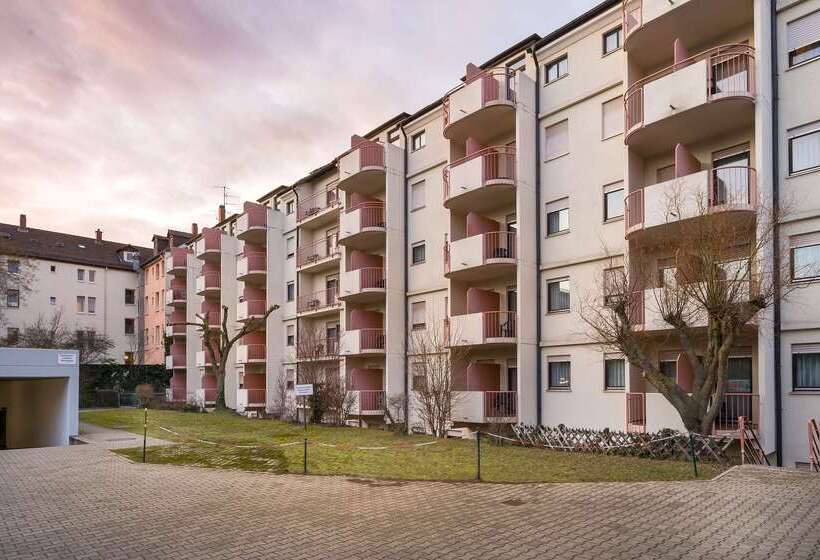 هتل Acora Karlsruhe Zentrum Living The City