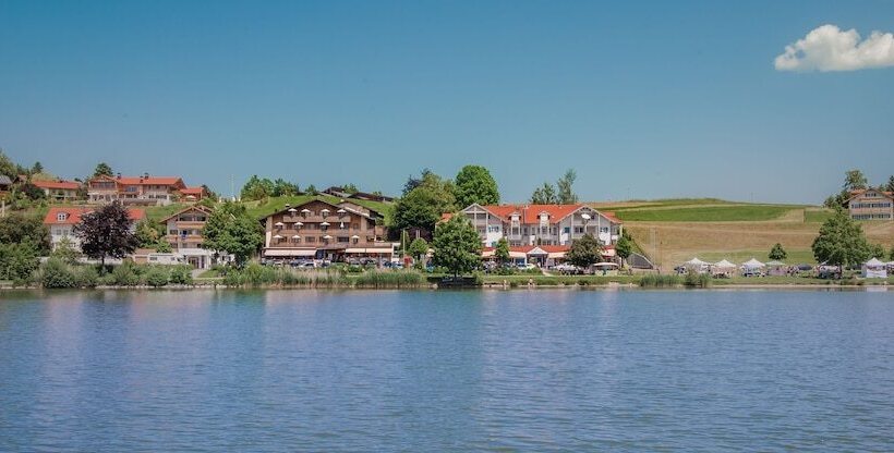 هتل Am Hopfensee