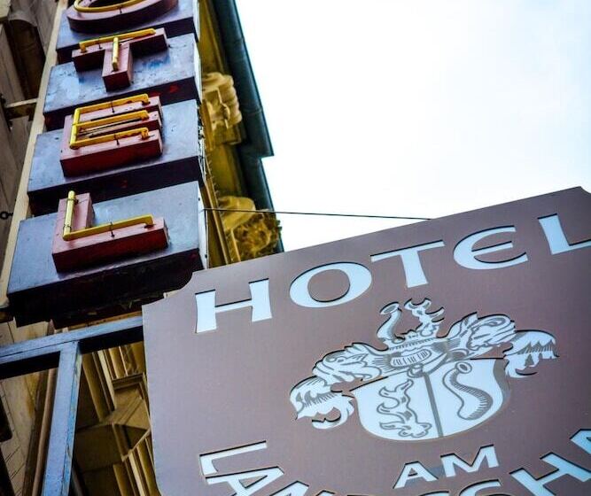 호텔 Am Landeshaus