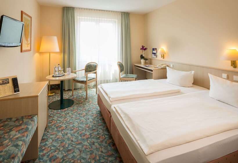 Отель Plaza Inn Chemnitz