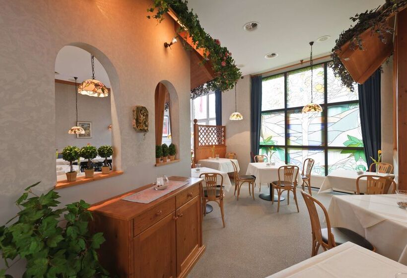 Arvena Kongress Hotel   Hotel In Der Wagnerstadt