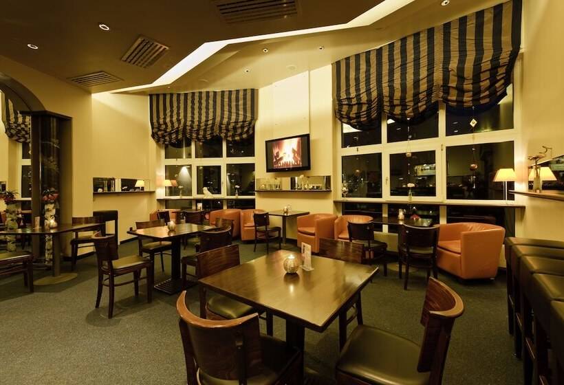 Arvena Kongress Hotel   Hotel In Der Wagnerstadt