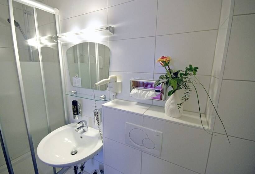 Avalon Hotelpark Königshof