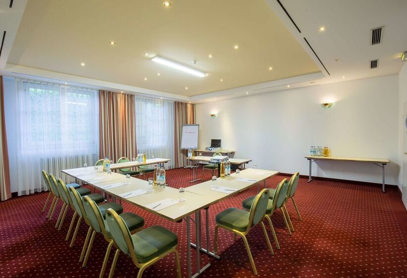 Отель Bayerischer Hof Miesbach, Bw Premier Collection