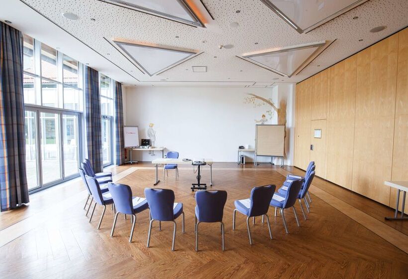 Отель Bayerischer Hof Miesbach, Bw Premier Collection