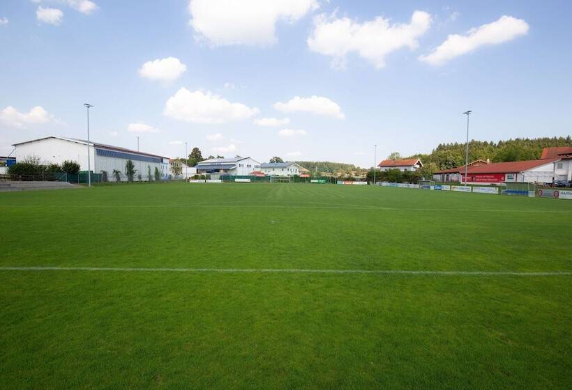 Отель Bayerischer Hof Miesbach, Bw Premier Collection