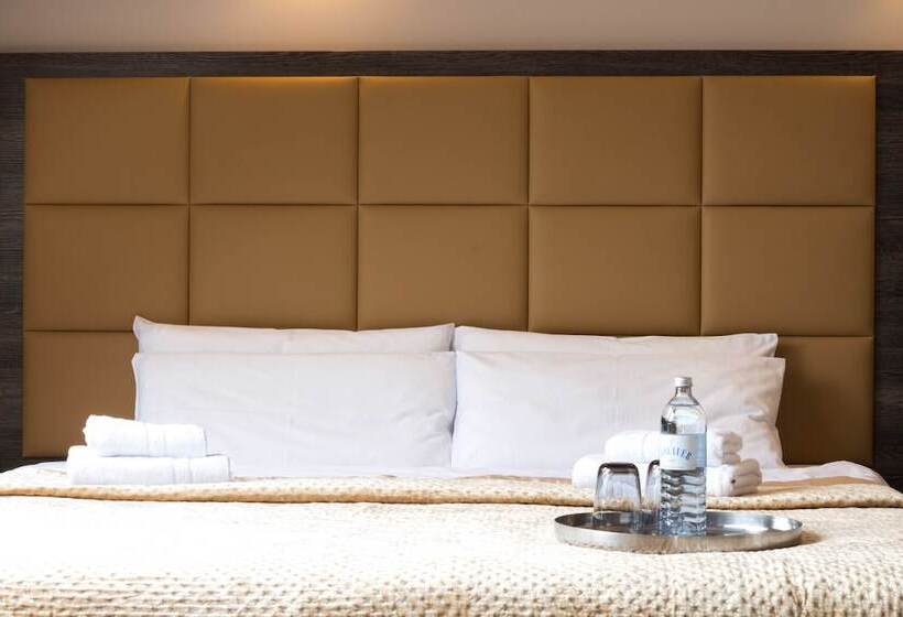 هتل Delta Am Potsdamer Platz