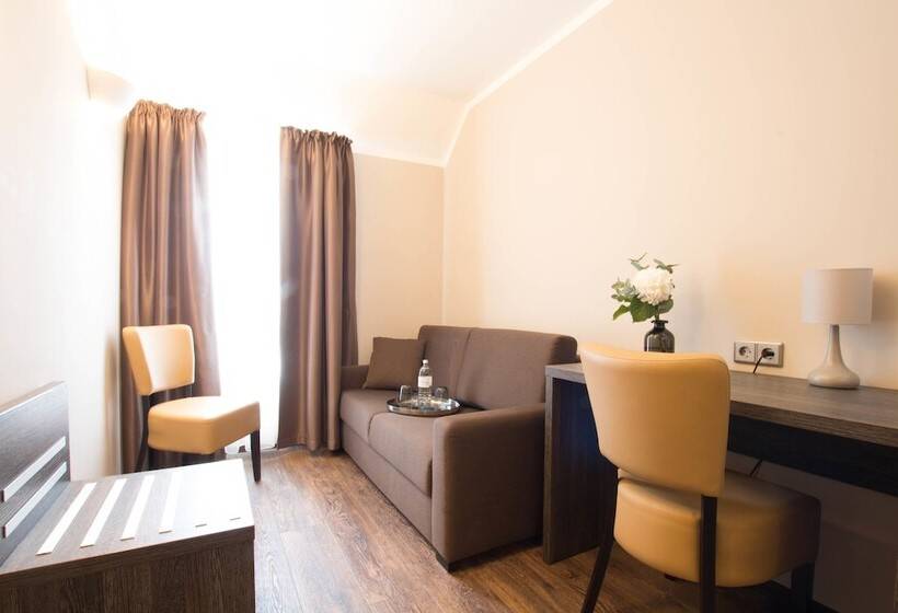 هتل Delta Am Potsdamer Platz