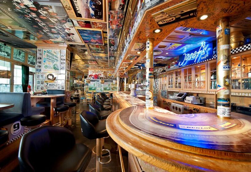 ホテル Dorint Am Nürburgring Hocheifel