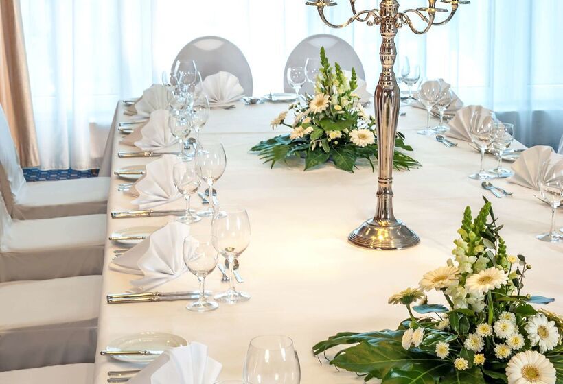 ホテル Dorint Am Nürburgring Hocheifel