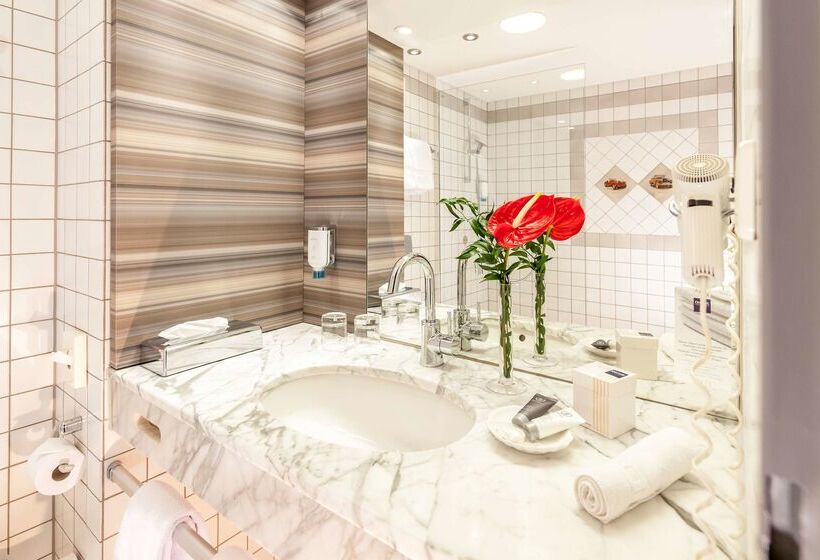 ホテル Dorint Am Nürburgring Hocheifel