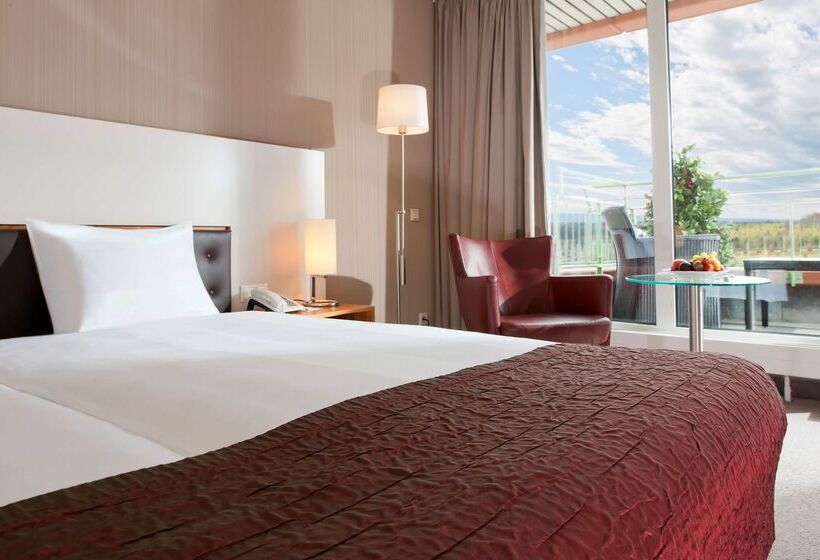 ホテル Dorint Am Nürburgring Hocheifel