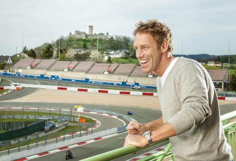 ホテル Dorint Am Nürburgring Hocheifel