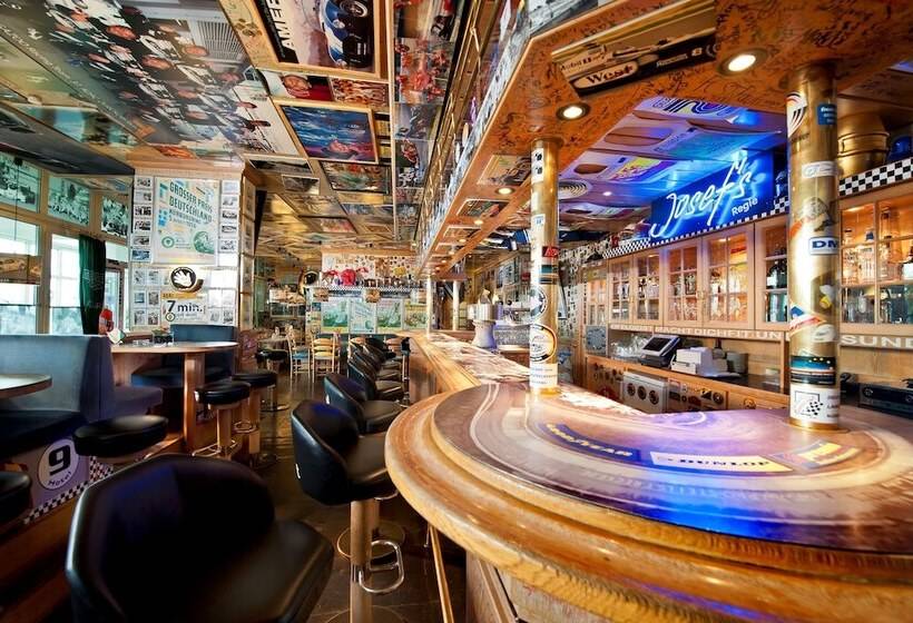 ホテル Dorint Am Nürburgring Hocheifel