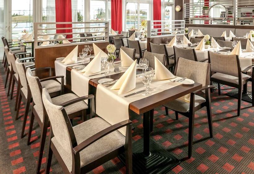 בית מלון כפרי Dorint Am Nürburgring Hocheifel