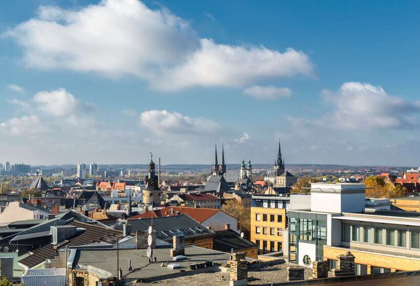 בית מלון כפרי Dorint Charlottenhof Halle