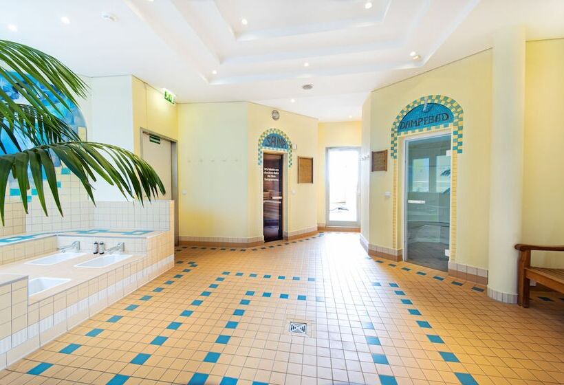 בית מלון כפרי Dorint Charlottenhof Halle