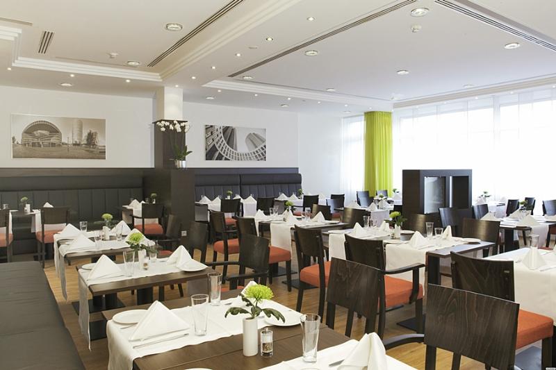 H4 Hotel Frankfurt Messe