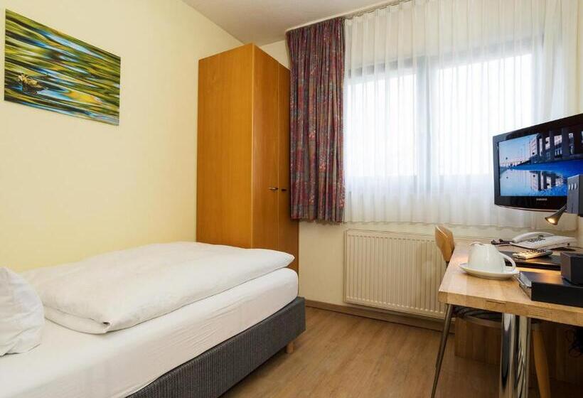 Отель & Wirtshaus Hansen