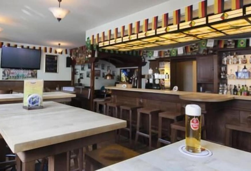 酒店 & Wirtshaus Hansen