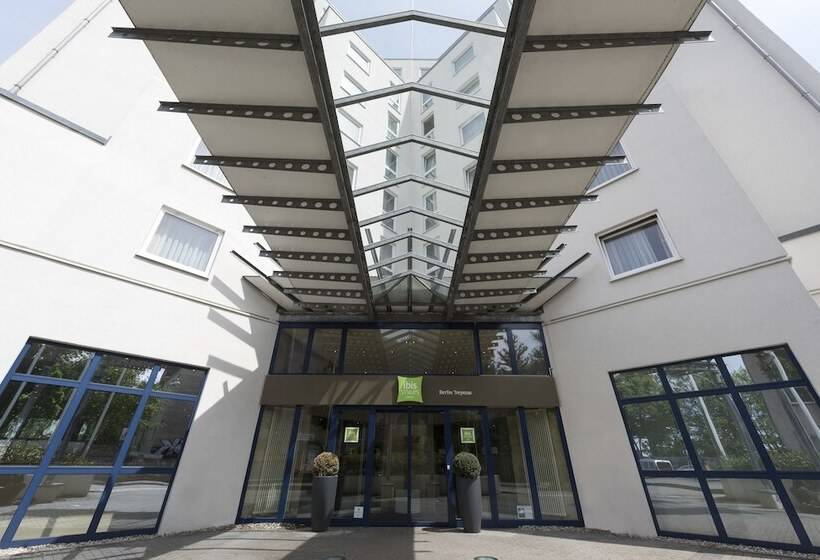 هتل Ibis Styles Berlin Treptow
