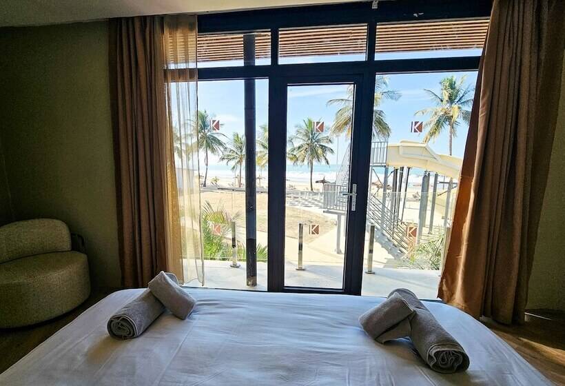 هتل Kombo Beach Resort