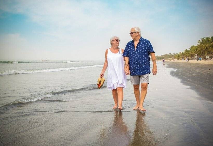 هتل Kombo Beach Resort