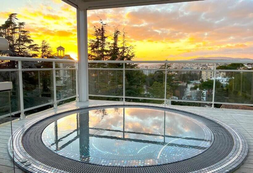 酒店 La Bastide De L'oliveraie