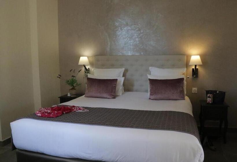 酒店 La Bastide De L'oliveraie