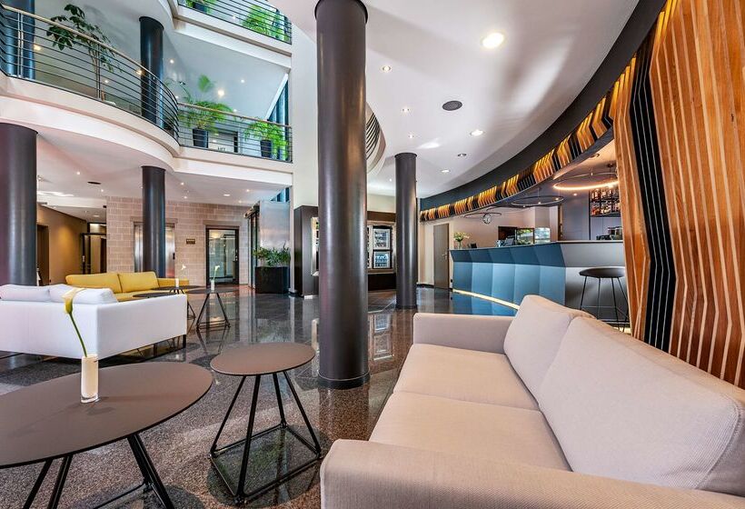 فندق NH München Unterhaching