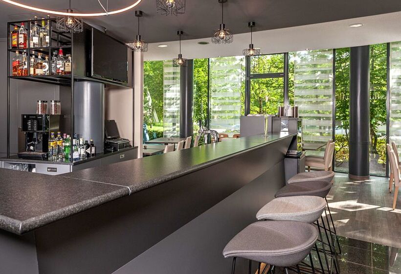 فندق NH München Unterhaching