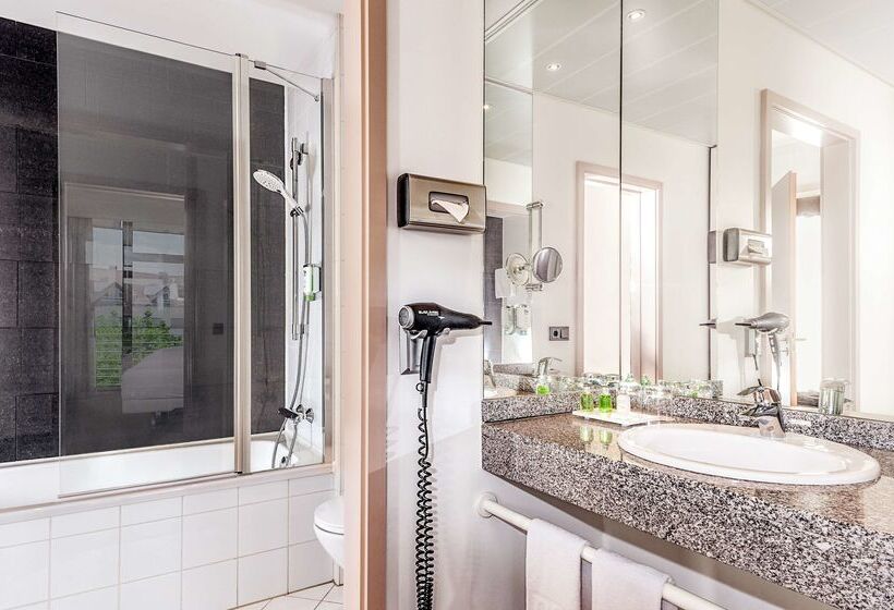 فندق NH München Unterhaching