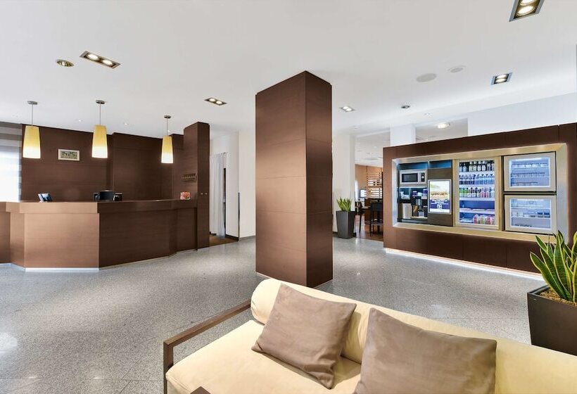 هتل Spark By Hilton Stuttgart Sindelfingen