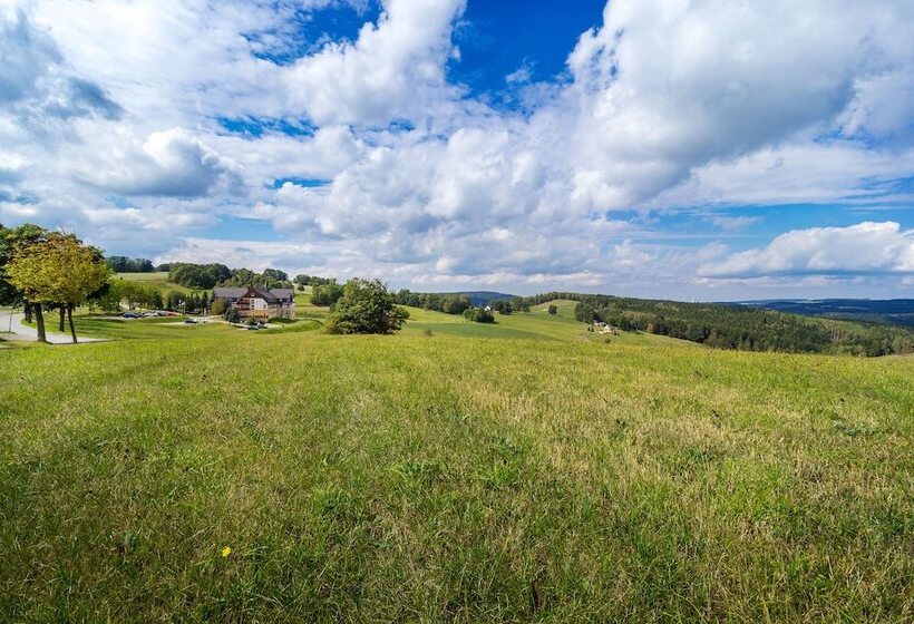 Panorama Berghotel Wettiner Höhe
