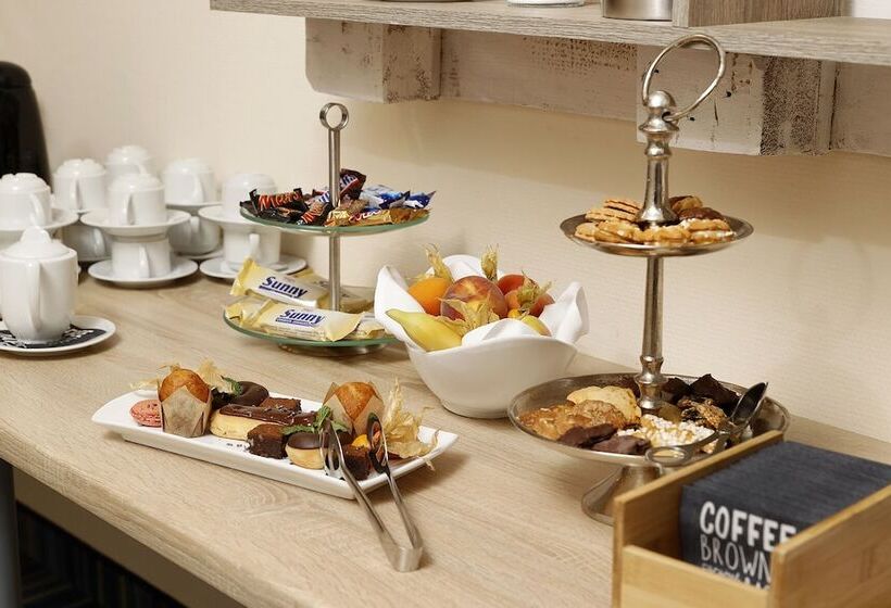 בית מלון כפרי Plaza Hannover