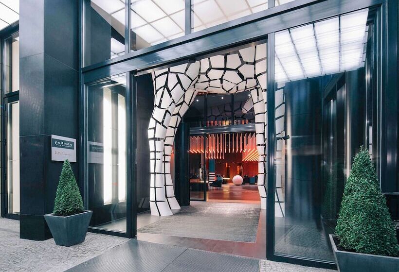 هتل Pullman Berlin Schweizerhof