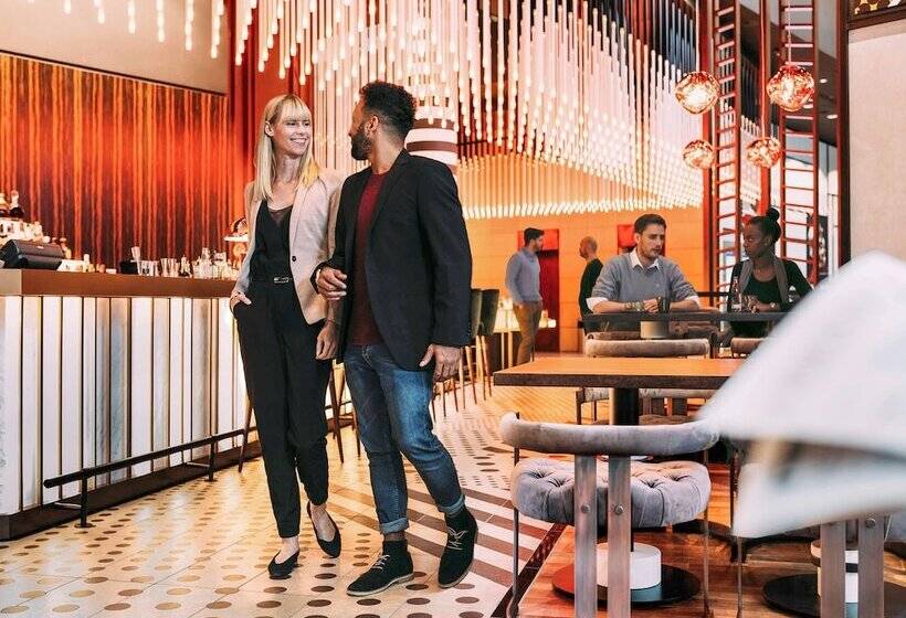 هتل Pullman Berlin Schweizerhof