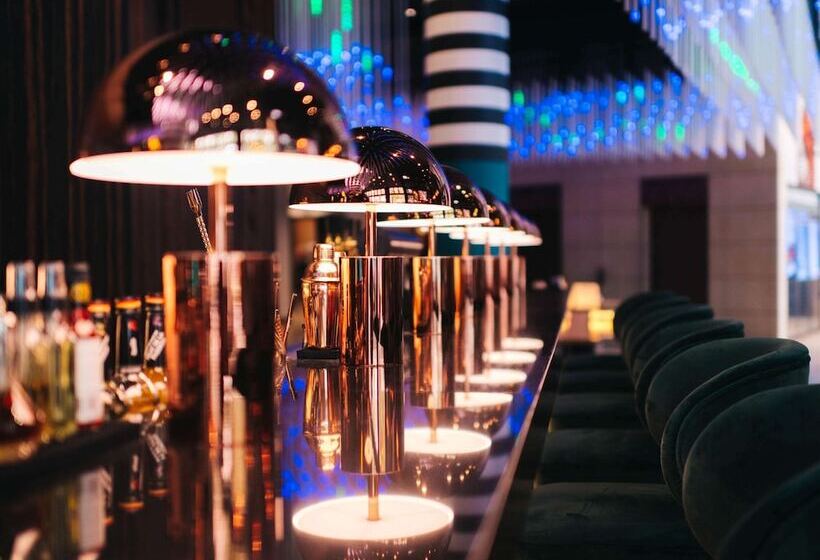 هتل Pullman Berlin Schweizerhof