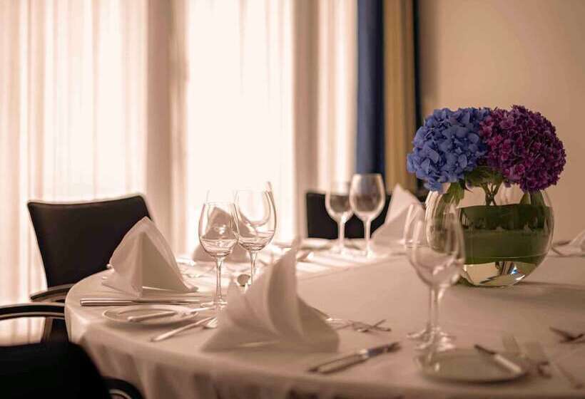 هتل Pullman Berlin Schweizerhof