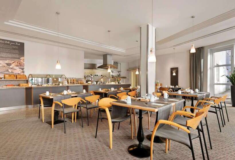 호텔 Ramada By Wyndham Bottrop City