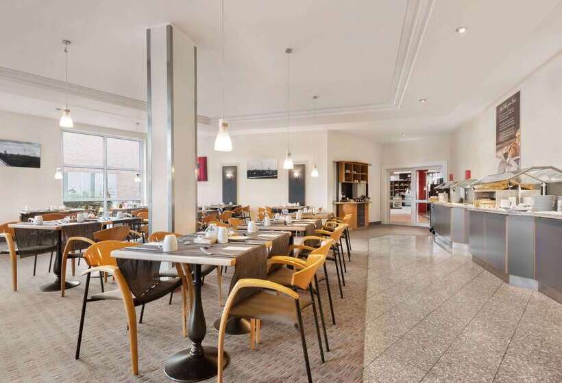 호텔 Ramada By Wyndham Bottrop City