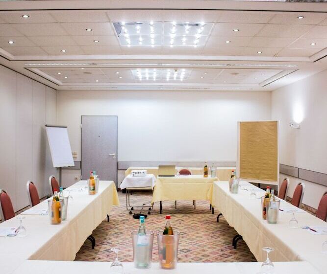 호텔 Ramada By Wyndham Bottrop City