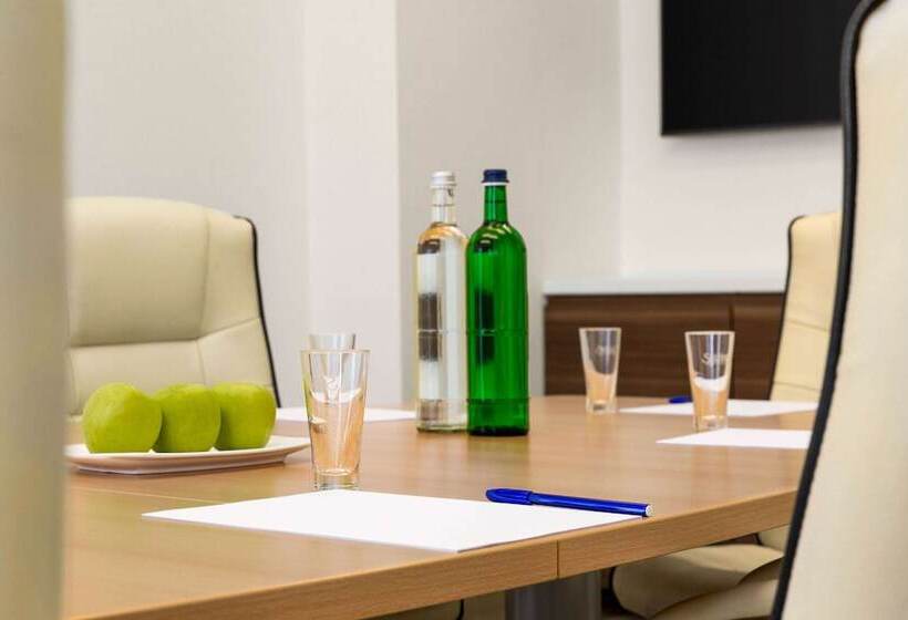 ホテル Good Morning Halle Leipzig